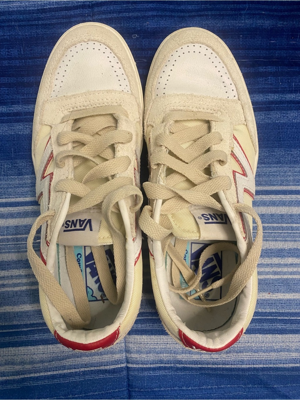 Vans women’s Cream Sneakers with Red Accents size 6